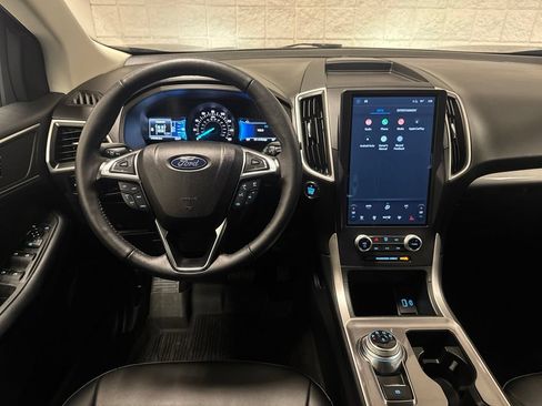 Used 2024 Ford Edge SEL w/ Convenience Package AWD/4WD image 5
