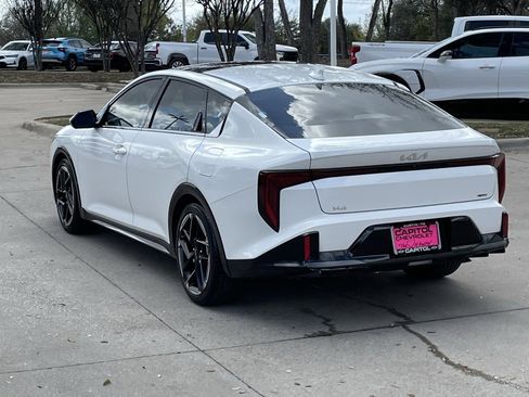 Used 2025 Kia K4 GT-Line w/ GT-Line Premium Package image 4