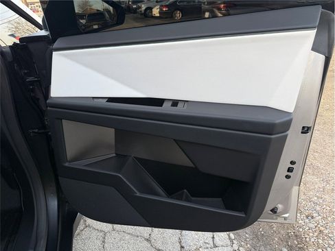 Used 2024 Tesla Cybertruck Cyberbeast image 37