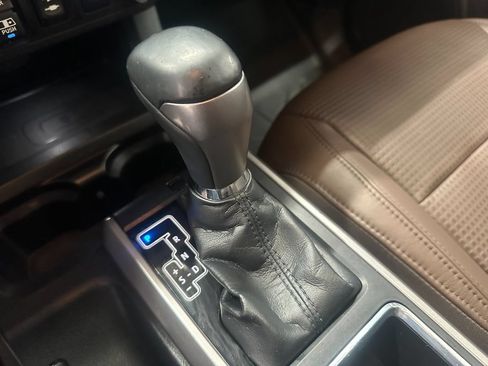 Used 2019 Toyota Tacoma Limited AWD/4WD image 18