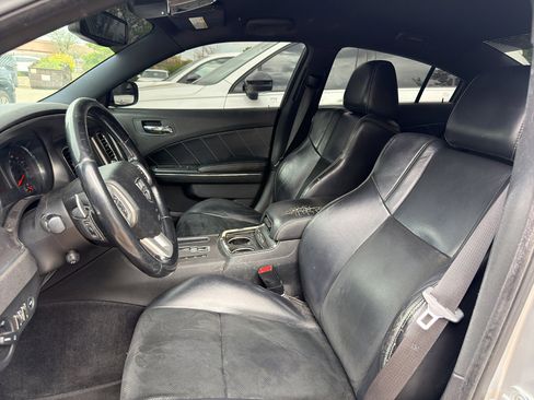 Used 2012 Dodge Charger R/T RWD image 11