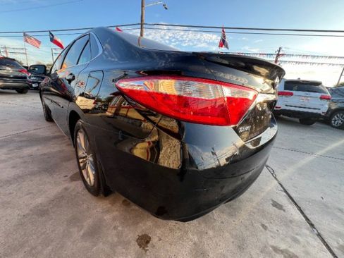 Used 2015 Toyota Camry XLE SE LE XSE image 7