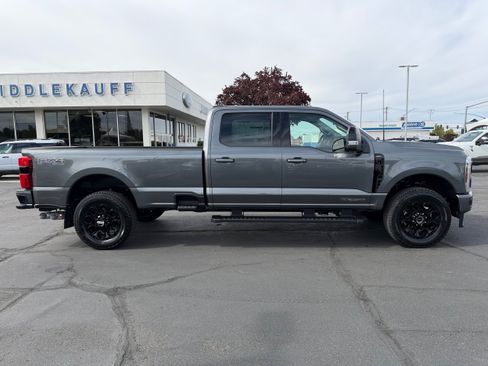 New 2026 Ford F350 Lariat w/ Black Appearance Package AWD/4WD image 2
