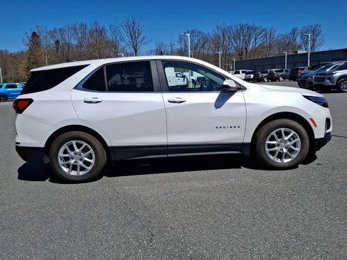 Certified 2024 Chevrolet Equinox LT AWD/4WD image 7