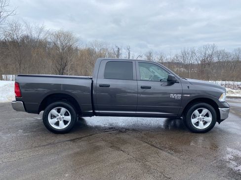 Used 2024 RAM 1500 Tradesman w/ Tradesman SXT Package image 2