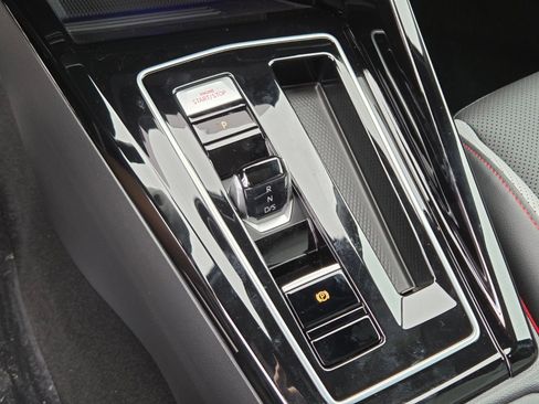 New 2026 Volkswagen GTI SE FWD image 15
