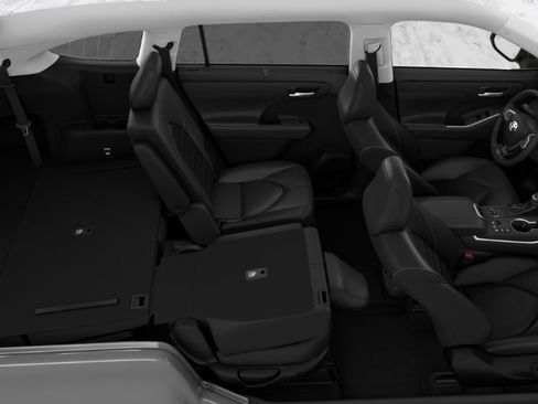 New 2026 Toyota Highlander XLE image 8