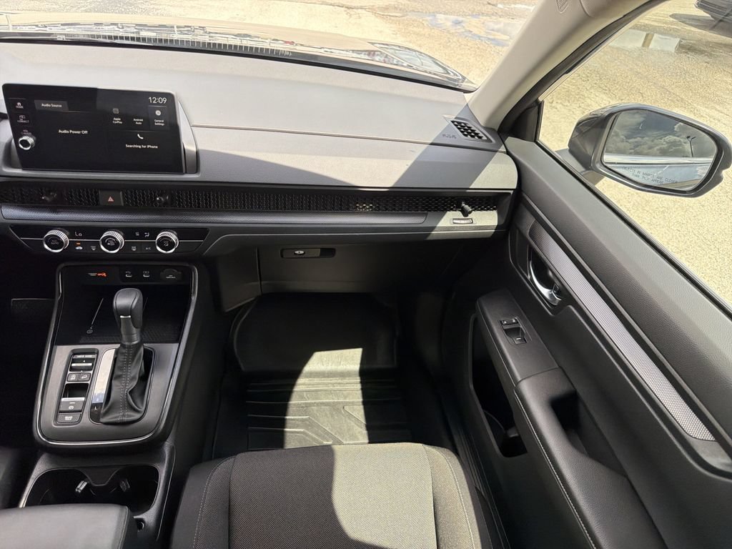 Used 2026 Honda CR-V LX image 7
