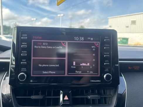 Used 2021 Toyota Corolla LE FWD image 16