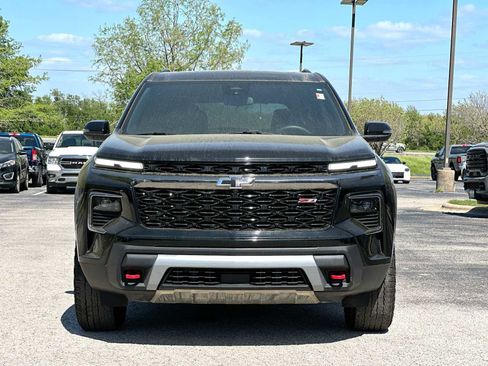 Used 2025 Chevrolet Traverse Z71 w/ LPO, Floor Liner Package image 10