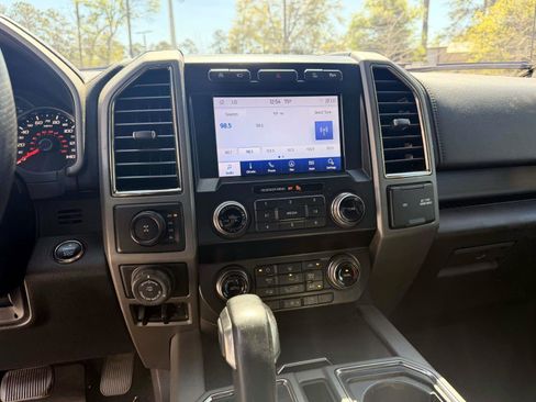 Used 2020 Ford F150 Raptor w/ Equipment Group 802A Luxury image 13