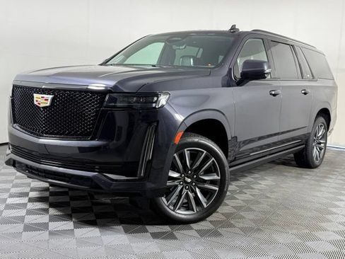 Used 2022 Cadillac Escalade ESV Sport Platinum AWD/4WD image 1