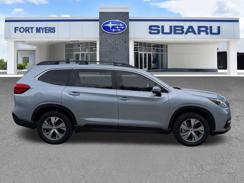 Used 2019 Subaru Ascent Premium AWD/4WD image 3