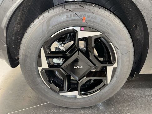 New 2026 Kia Sportage EX AWD/4WD image 13
