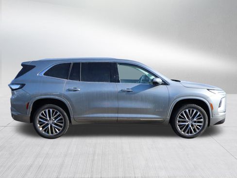 New 2026 Buick Enclave Avenir w/ Super Cruise Package image 8