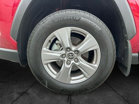 Certified 2025 Toyota RAV4 XLE w/ Convenience Package AWD/4WD image 12