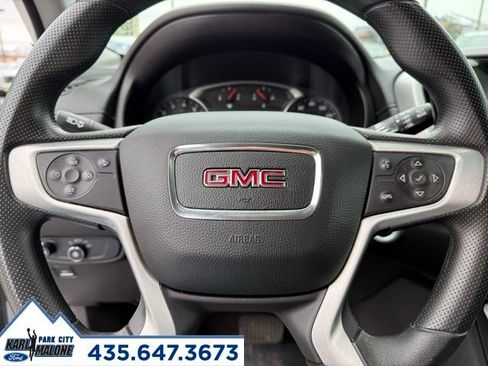 Used 2024 GMC Terrain SLE w/ Elevation Edition image 17