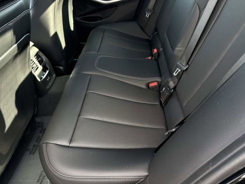 New 2026 BMW 330i Sedan w/ M Sport Package RWD image 12