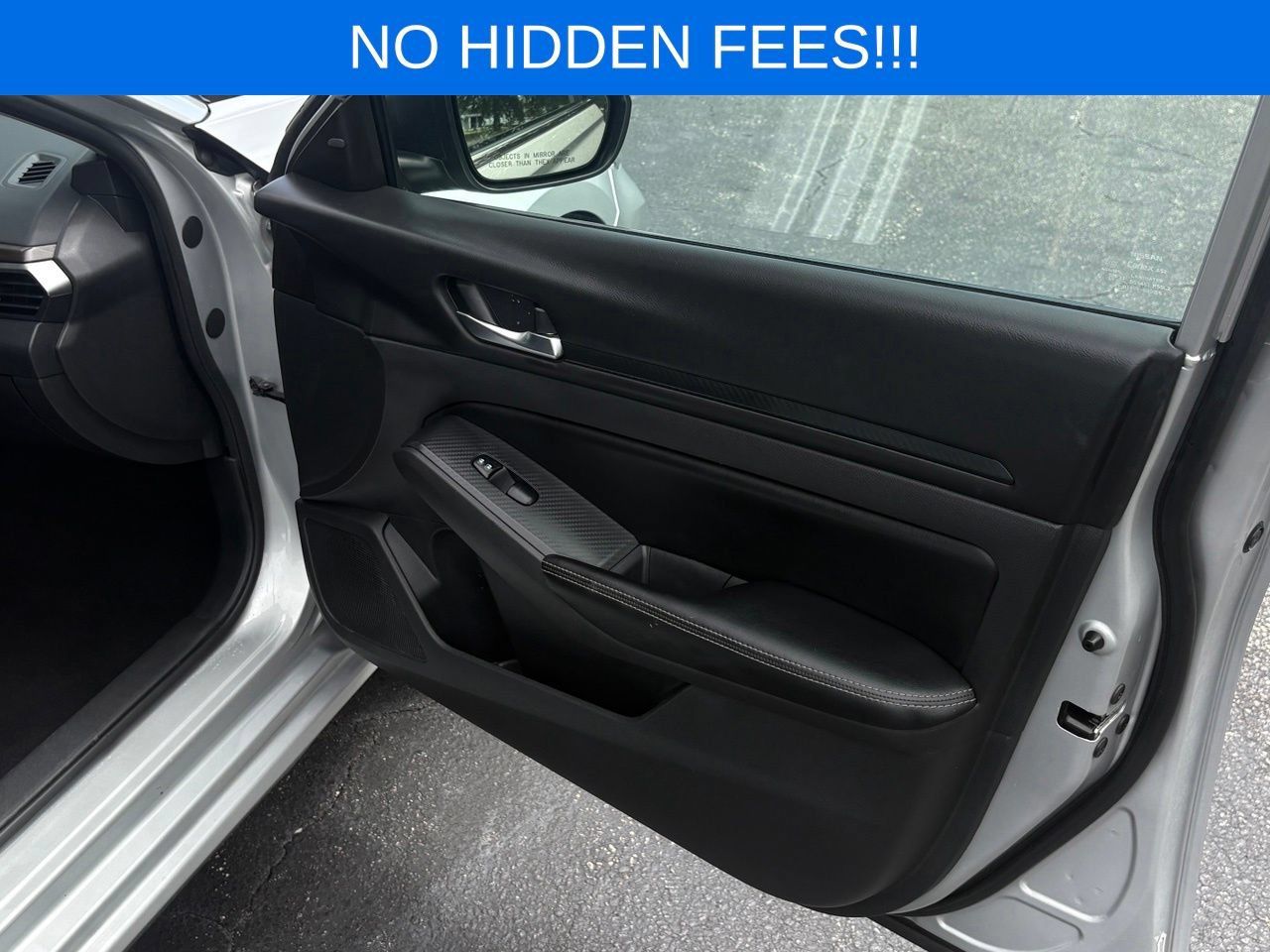 Used 2024 Nissan Altima 2.5 SV FWD image 17