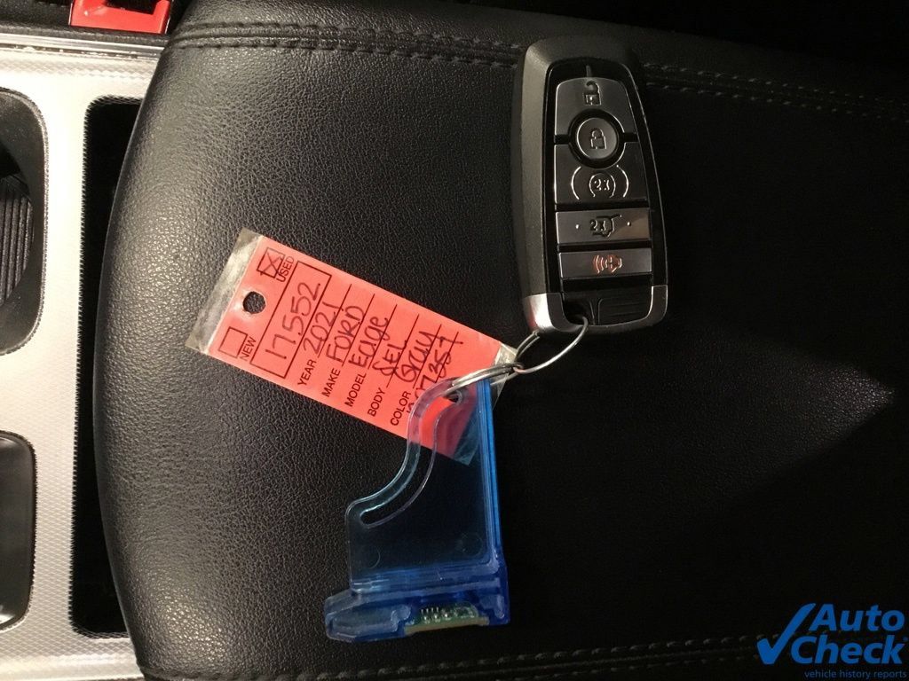Used 2021 Ford Edge SEL w/ Convenience Package AWD/4WD image 52
