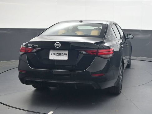 Used 2025 Nissan Sentra SV w/ SV Premium Package FWD image 5