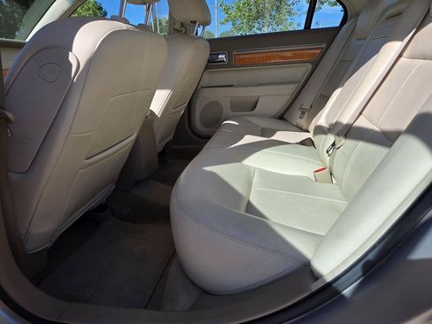 Used 2009 Lincoln MKZ FWD image 12