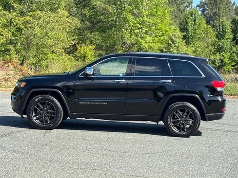 Used 2017 Jeep Grand Cherokee Limited AWD/4WD image 3