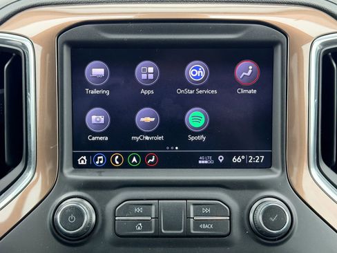 Used 2019 Chevrolet Silverado 1500 High Country w/ Technology Package AWD/4WD image 24