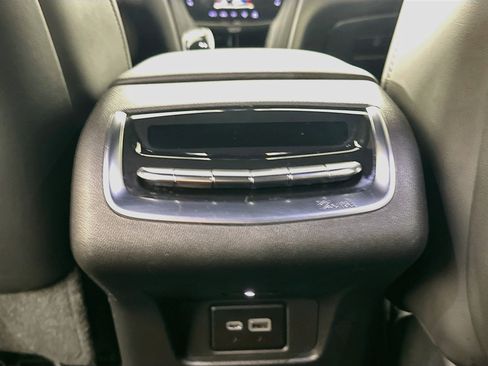 Used 2020 Cadillac XT6 Premium Luxury AWD/4WD image 27