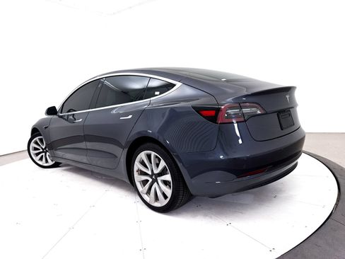 Used 2019 Tesla Model 3 Standard Range Plus RWD image 2