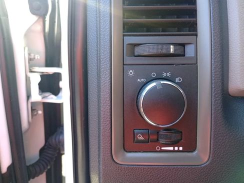 Used 2011 RAM 2500 SLT AWD/4WD image 16