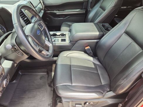 Used 2021 Ford Expedition XLT RWD image 19