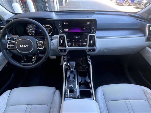 Used 2022 Kia Sorento SX FWD image 14