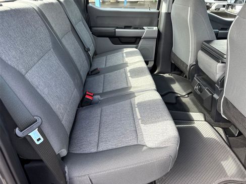 Certified 2025 Ford F250 XL w/ STX Appearance Package AWD/4WD image 18