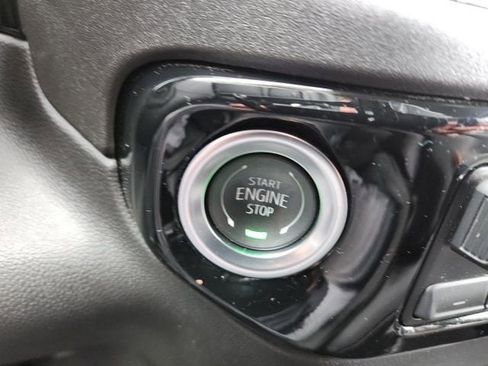 Certified 2025 Chevrolet Silverado 1500 LT image 21