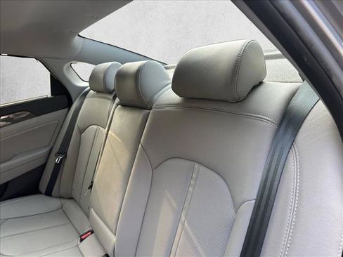 Used 2019 Hyundai Sonata Limited w/ Ultimate Package 04 FWD image 22