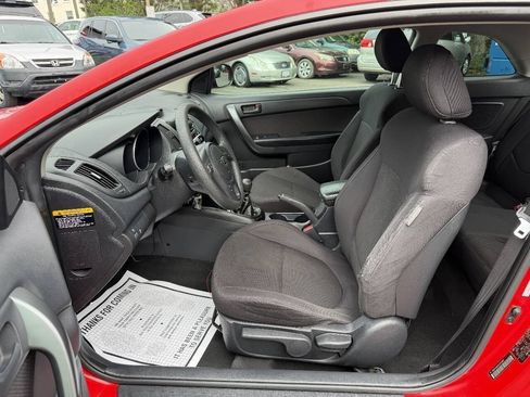 Used 2012 Kia Forte EX FWD image 11