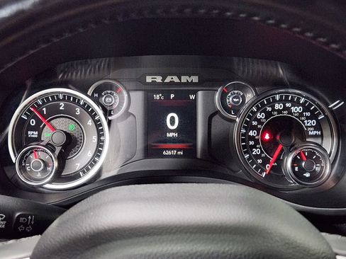 Used 2021 RAM 1500 Lone Star AWD/4WD image 38