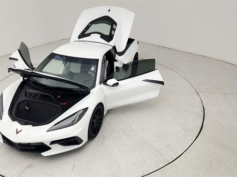 Used 2021 Chevrolet Corvette Stingray w/ Battery Protection Package image 39