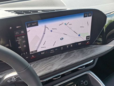 New 2025 Audi Q5 Premium Plus image 15