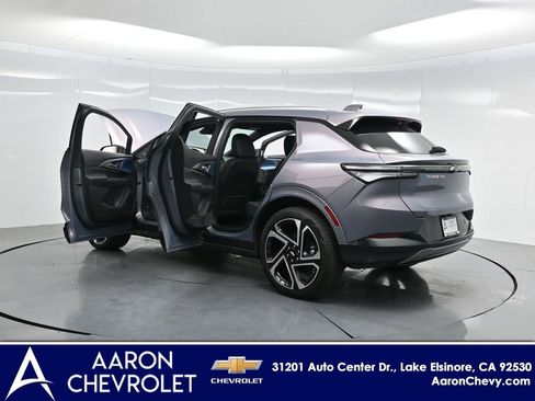 New 2025 Chevrolet Equinox EV LT w/ Convenience Package II image 42