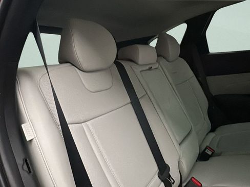 New 2026 Hyundai Tucson Limited AWD/4WD image 18