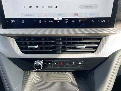 New 2026 Ford Explorer Active w/ Active Comfort Package AWD/4WD image 20