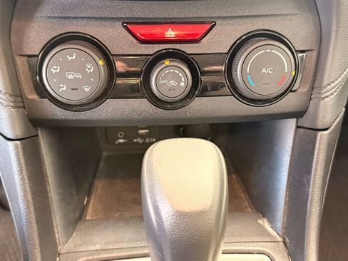 Used 2023 Subaru Impreza Premium image 29