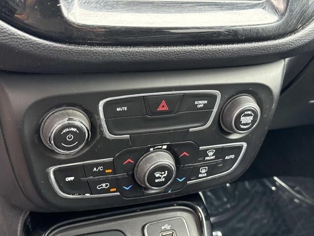 Used 2018 Jeep Compass Limited AWD/4WD image 20