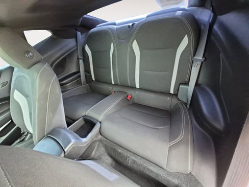Used 2018 Chevrolet Camaro LT w/ Technology Package RWD image 23