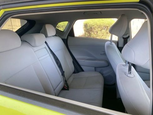 Used 2024 Hyundai Kona SEL FWD image 6