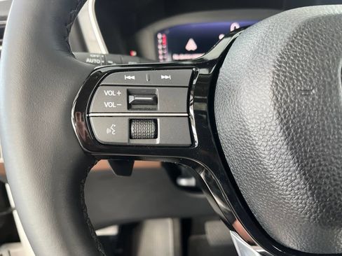 Used 2026 Honda Pilot Elite image 21