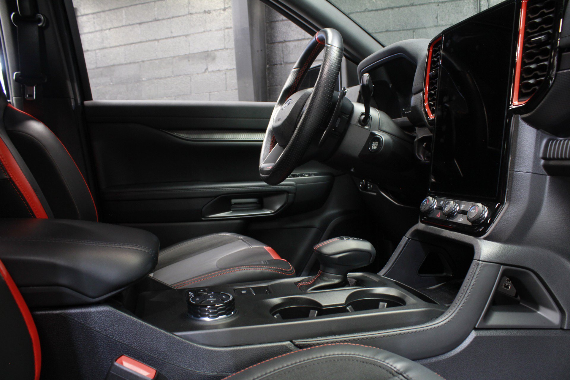 Used 2025 Ford Ranger Raptor AWD/4WD image 59