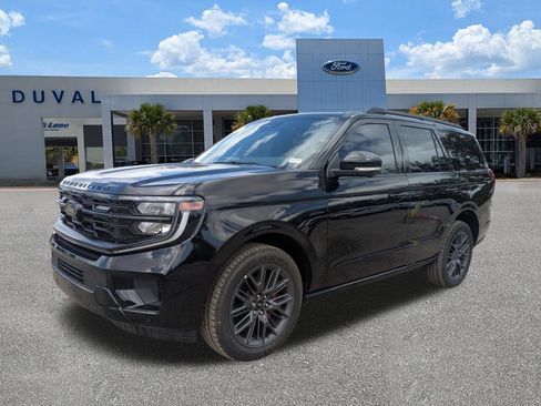 New 2025 Ford Expedition Platinum w/ Stealth Performance Package AWD/4WD image 8